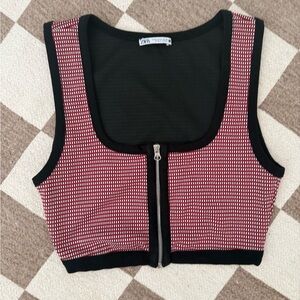 Zara zip up crop top | size M